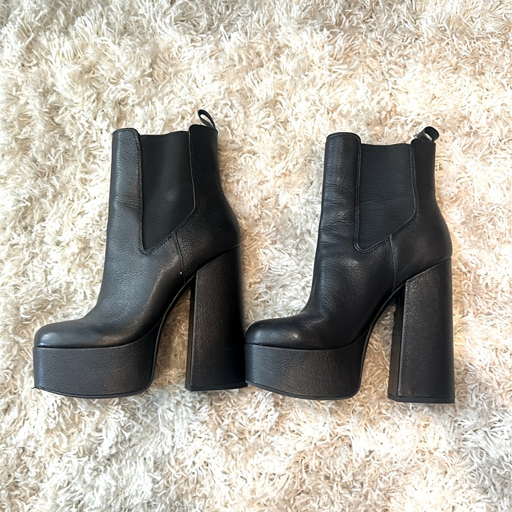 Jessica Simpson Black Platform Boots